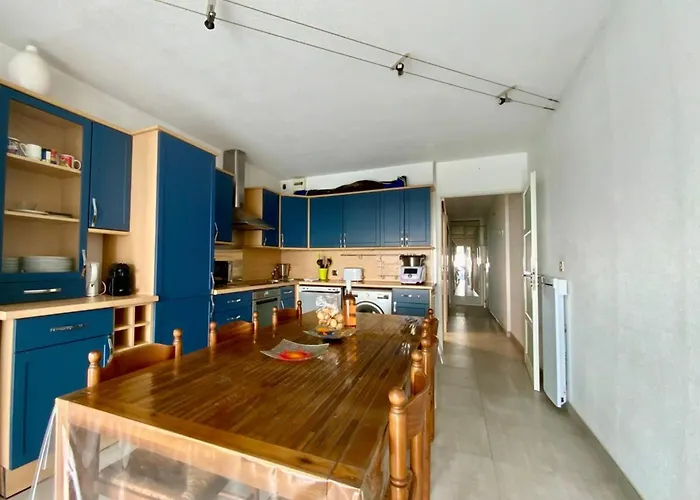 The Sea Front-t3 Facing The Seacanal With Air Conditioning *